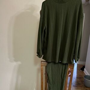 Olive Green Women's pants set.